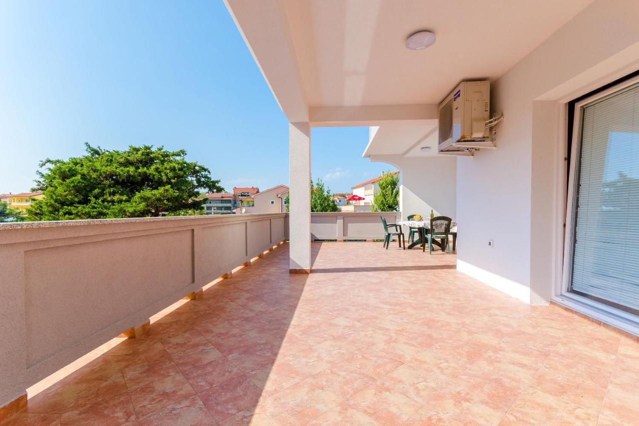 Apartments Ruza-Rajska Beach Lopar Exterior foto